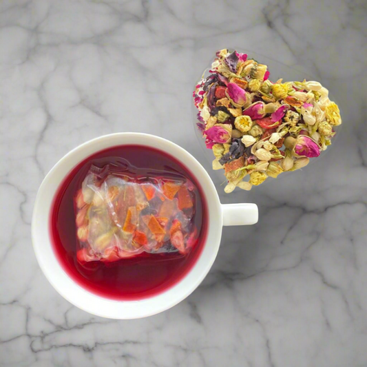 Rose, Chrysanthemum, Jasmine, Roselle, Orange Peel & Red Goji Berry
